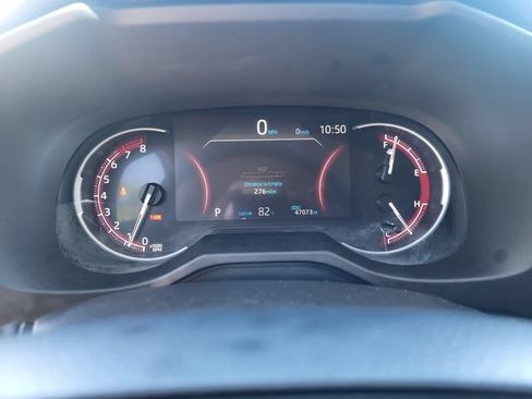 Used 2025 Toyota RAV4 XLE FWD image 13