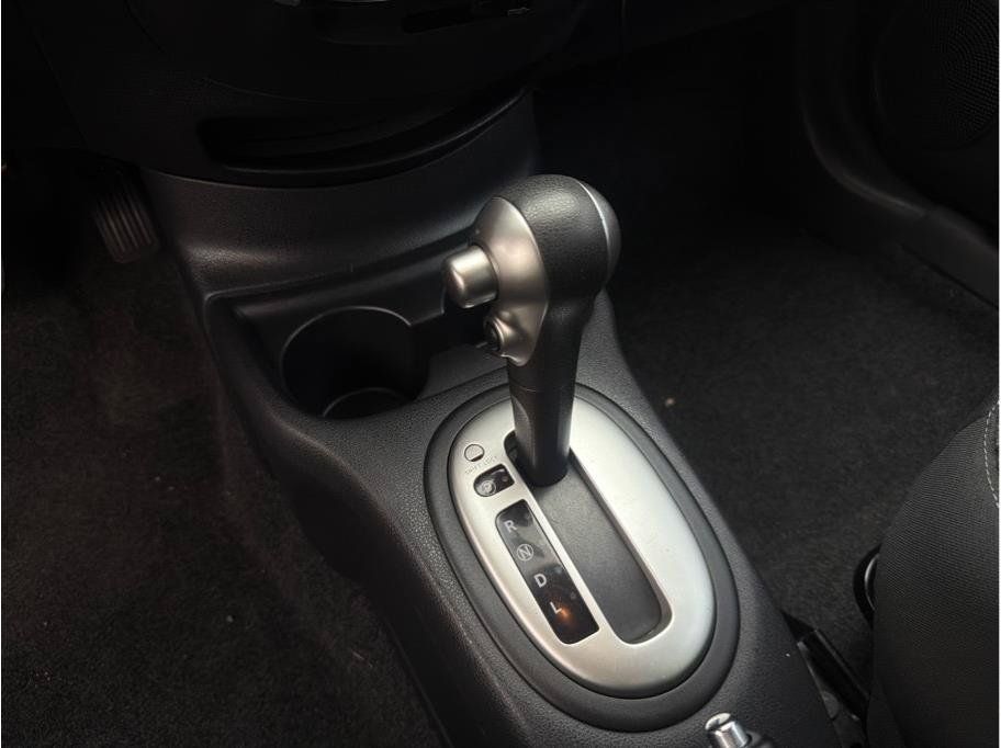 Used 2015 Nissan Versa Note SV FWD image 17