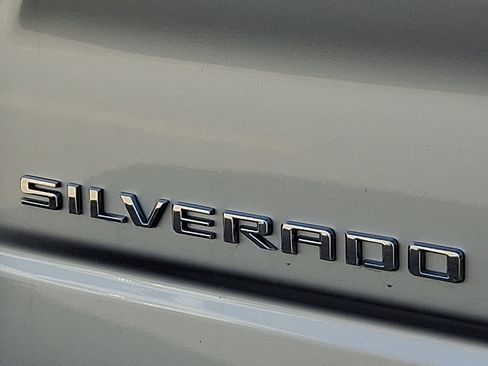 Used 2021 Chevrolet Silverado 1500 Custom image 29