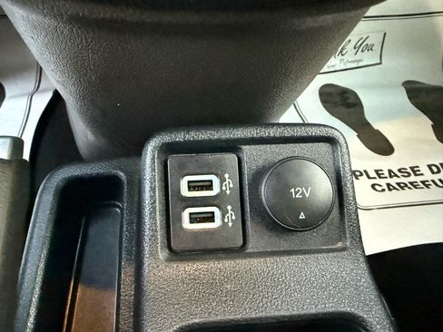 Used 2022 Ford Transit Connect XLT FWD image 24