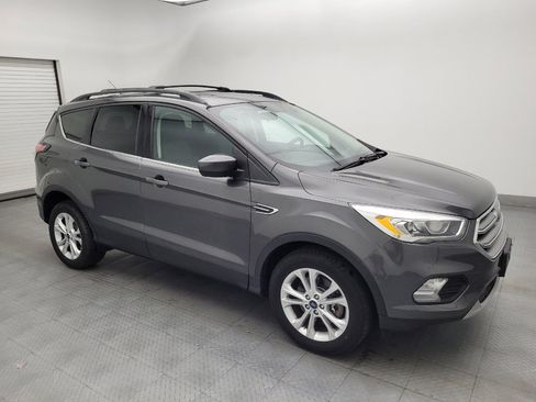 Used 2017 Ford Escape SE w/ Equipment Group 201A AWD/4WD image 11