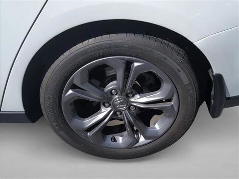 Used 2024 Honda Accord EX image 25