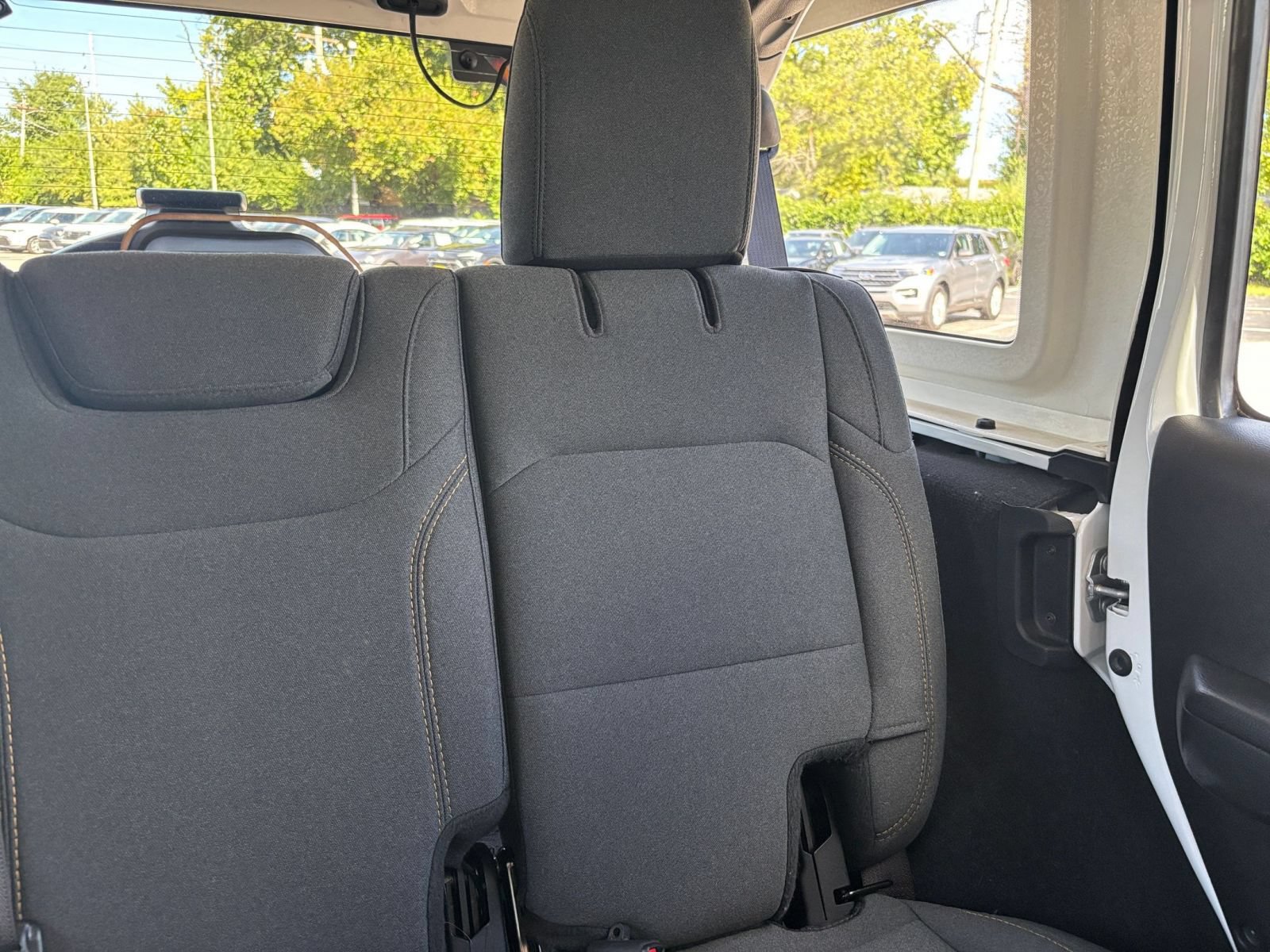 Used 2025 Jeep Wrangler Unlimited Sport AWD/4WD image 35