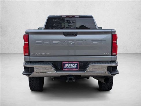 Used 2024 Chevrolet Silverado 2500 LTZ w/ LTZ Plus Package image 6
