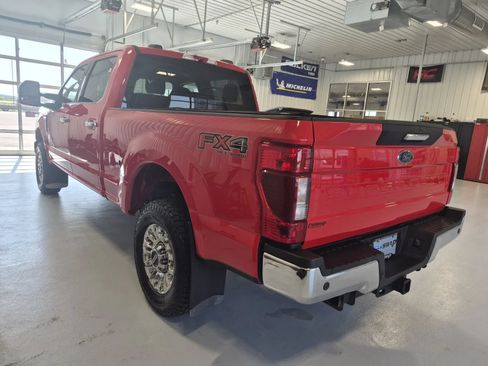 Used 2020 Ford F350 XLT w/ XLT Premium Package AWD/4WD image 4