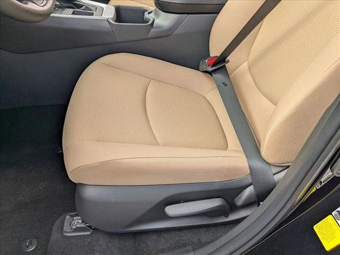 New 2025 Toyota RAV4 LE image 4