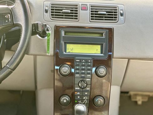 Used 2006 Volvo S40 2.4i image 6