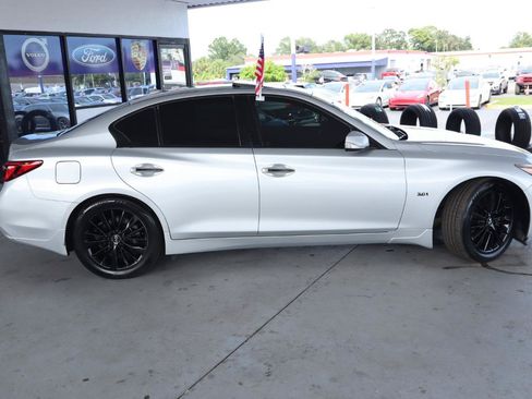 Used 2019 INFINITI Q50 Luxe w/ Essential Package (3.0T Luxe) RWD image 4