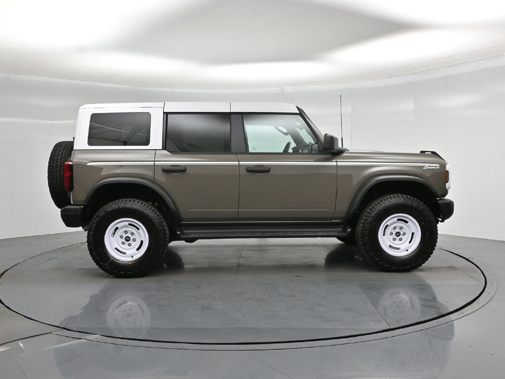 New 2026 Ford Bronco Heritage Edition AWD/4WD image 24