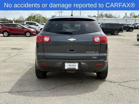 Used 2010 Chevrolet Traverse LS FWD image 6