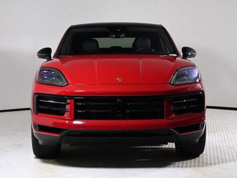 Certified 2025 Porsche Cayenne S image 10