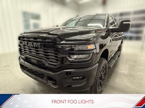 New 2026 RAM 2500 Big Horn AWD/4WD image 8