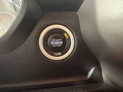 Used 2020 RAM 1500 Big Horn image 26