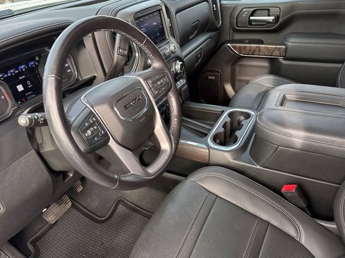 Certified 2022 GMC Sierra 2500 Denali image 9