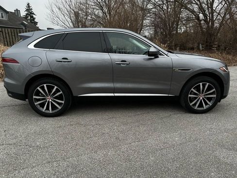 Used 2023 Jaguar F-PACE image 5