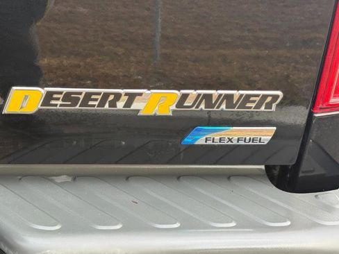 Used 2019 Nissan Frontier Desert Runner image 10