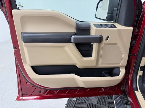 Used 2019 Ford F150 XLT w/ Equipment Group 302A Luxury AWD/4WD image 11