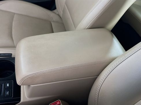 Used 2019 Subaru Outback 2.5i Limited image 18