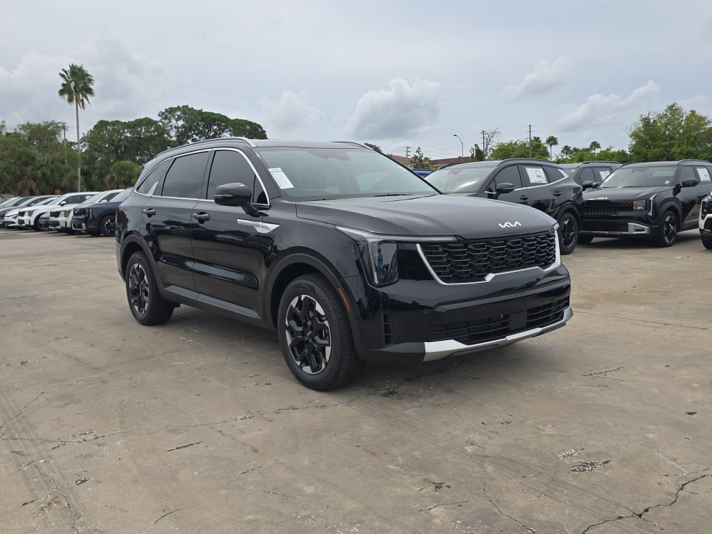 New 2026 Kia Sorento S FWD image 2