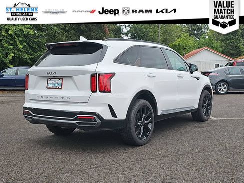 Used 2022 Kia Sorento SX FWD image 7