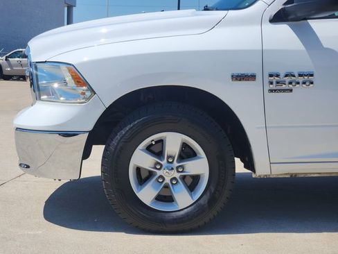 Used 2019 RAM 1500 Classic SLT RWD image 9