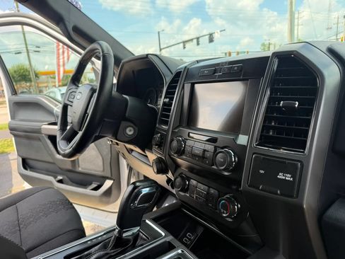 Used 2020 Ford F150 XLT w/ Equipment Group 302A Luxury AWD/4WD image 23