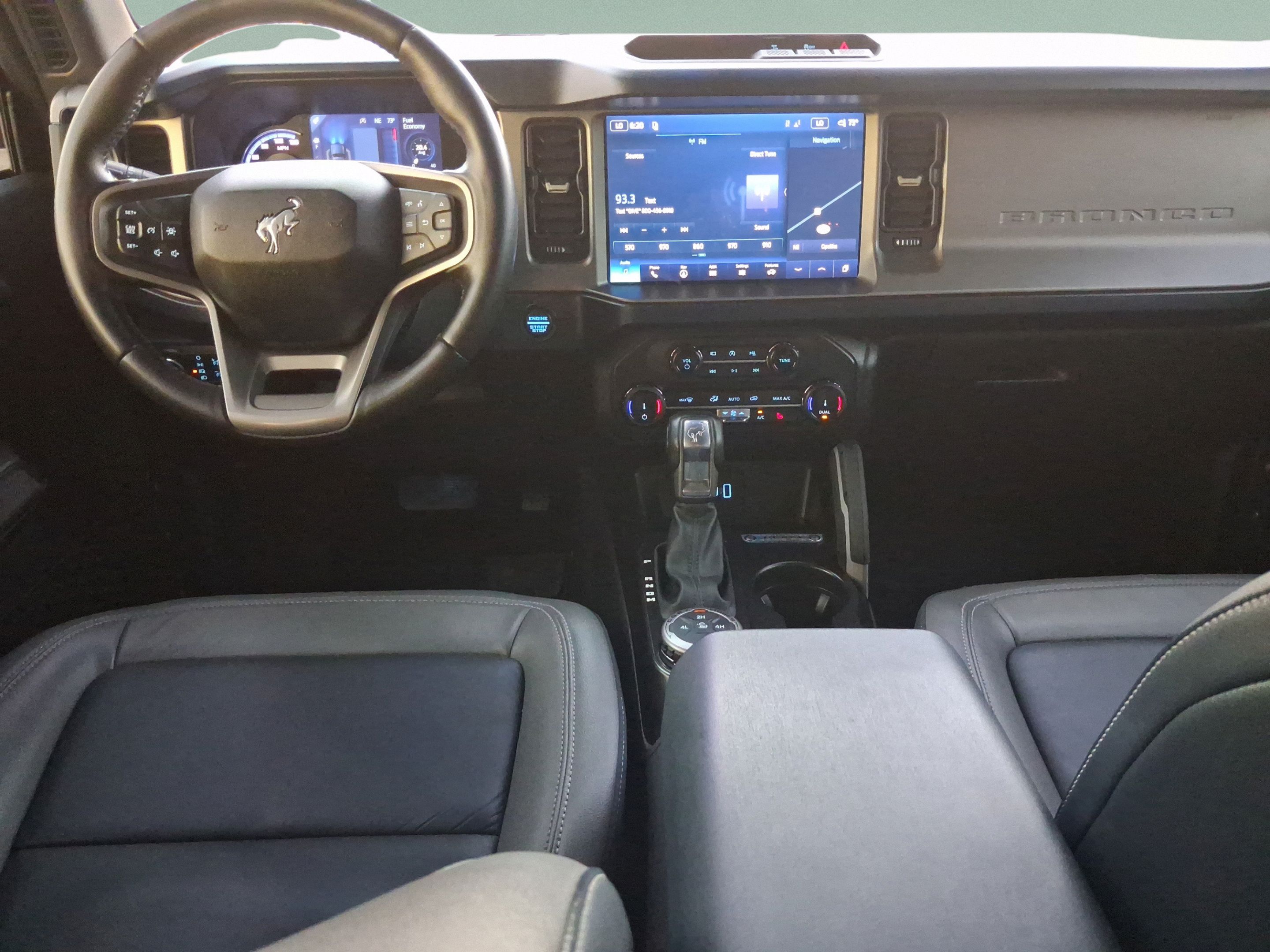Used 2022 Ford Bronco Outer Banks AWD/4WD image 14