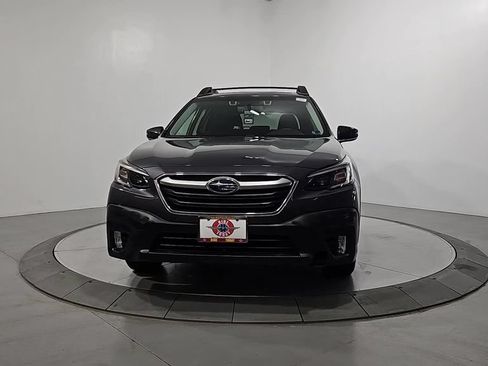 Used 2020 Subaru Outback Premium w/ Popular Package #1 AWD/4WD image 9