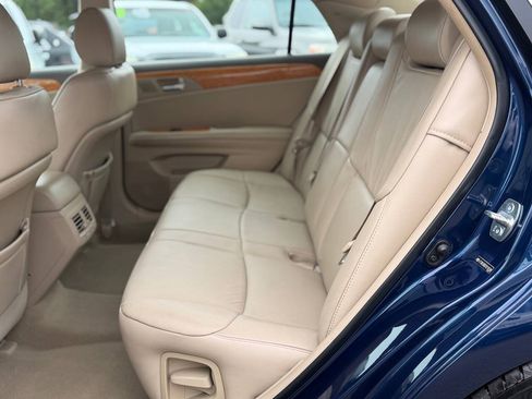Used 2007 Toyota Avalon Touring FWD image 11