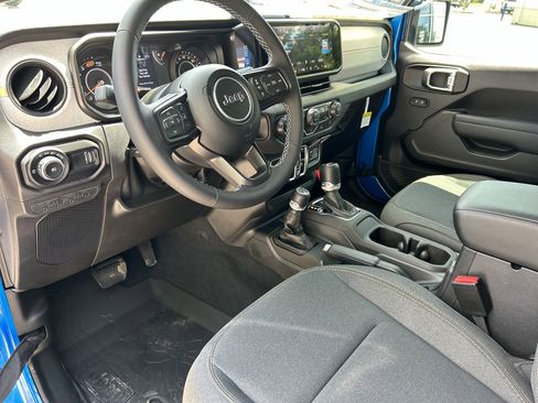 New 2025 Jeep Wrangler Sport S image 20
