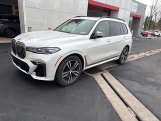 Used 2021 BMW X7 M50i video 1