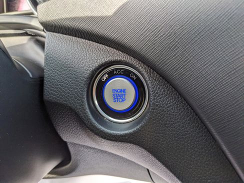 Used 2018 Hyundai Santa Fe Sport image 30