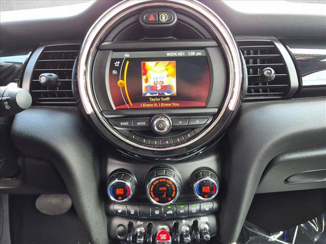 Used 2019 MINI Cooper S w/ Signature Upholstery Package FWD image 13