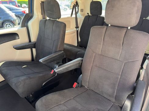 Used 2011 Dodge Grand Caravan Express w/ PWR Window Group FWD image 16