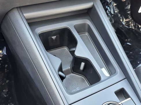 New 2025 Volkswagen Tiguan S AWD/4WD image 24