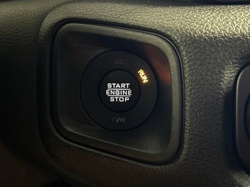 Used 2025 Jeep Wrangler Sport AWD/4WD image 26