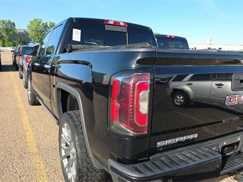 Used 2018 GMC Sierra 1500 Denali w/ Denali Ultimate Package AWD/4WD image 5