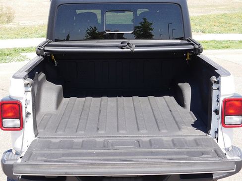 Used 2021 Jeep Gladiator Sport AWD/4WD image 60