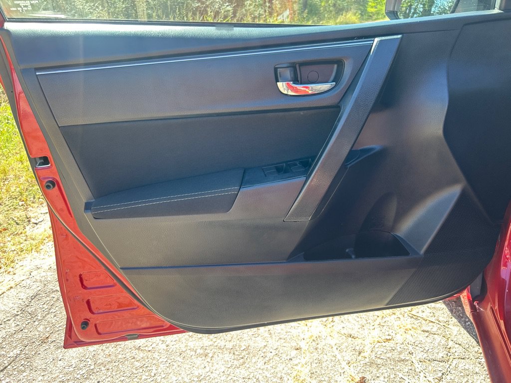 Used 2019 Toyota Corolla LE FWD image 7