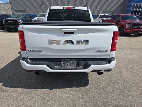 Used 2025 RAM 1500 Laramie w/ Sport Appearance Package AWD/4WD image 5