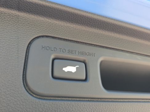 Certified 2025 Honda Pilot TrailSport image 15