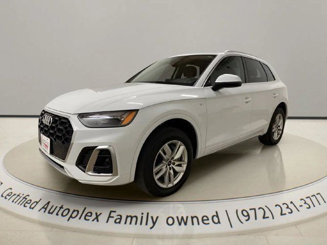 Used 2023 Audi Q5 2.0T Premium w/ Convenience Package AWD/4WD image 1