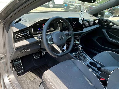 New 2025 Volkswagen Jetta Sport image 9