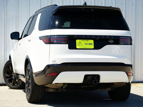 Used 2023 Land Rover Discovery S R-Dynamic image 6