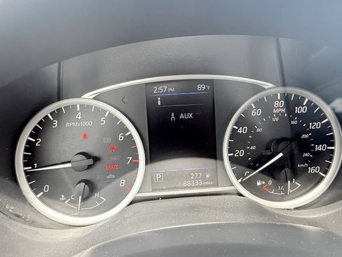 Used 2019 Nissan Sentra SV FWD image 24