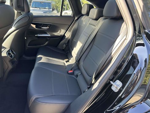 New 2027 Mercedes-Benz GLC 300 4MATIC image 37