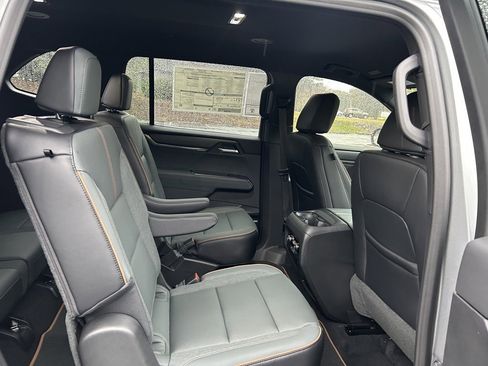 New 2026 GMC Acadia AT4 image 46