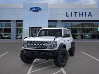New 2026 Ford Bronco Badlands w/ Sasquatch Package AWD/4WD video 2