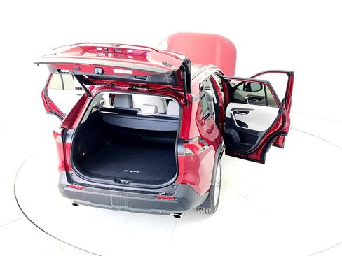 Certified 2025 Toyota RAV4 XLE Premium image 23