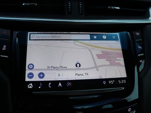 Used 2019 Cadillac XTS Luxury image 25